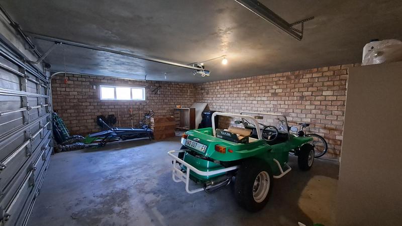 4 Bedroom Property for Sale in Stilbaai Wes Western Cape
